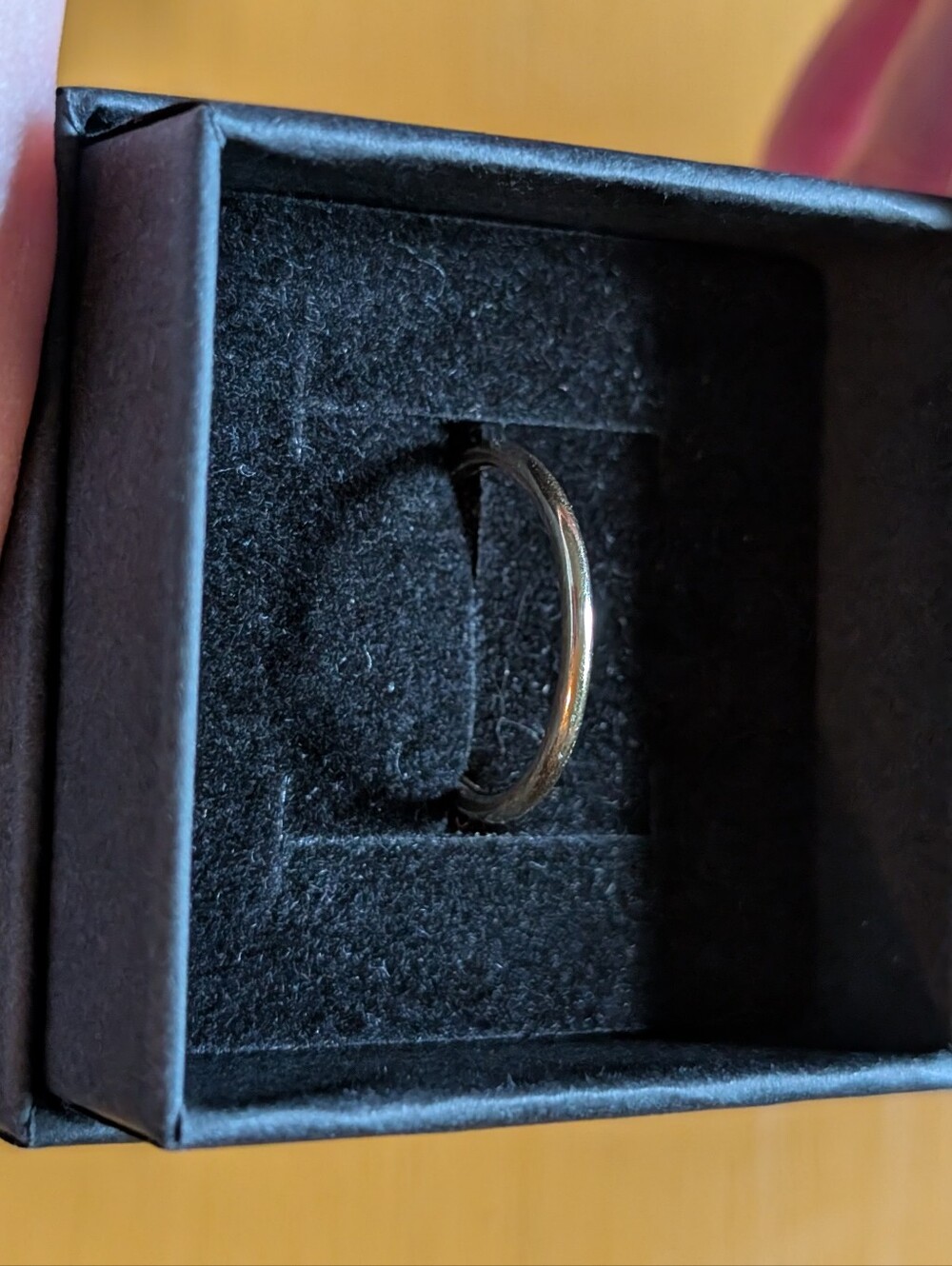 14K 1.5 mm Round Band Ring 6.5 - Picture 4 of 5